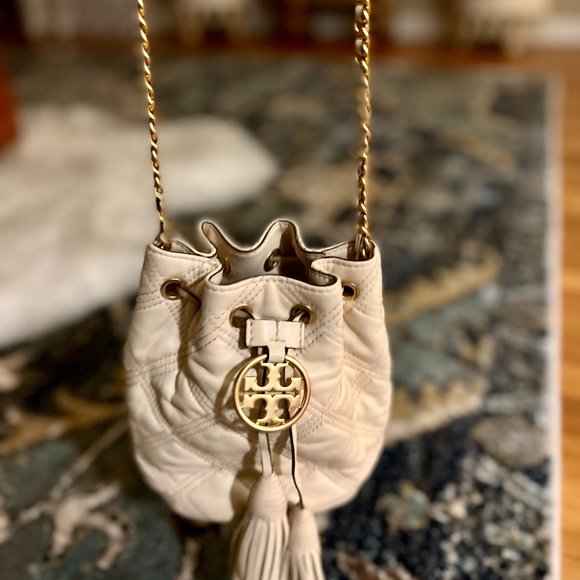 TORY BURCH Mini Bucket Bag, CREAM, worn ONE day only! EUC, GREAT FIND! - Picture 4 of 8